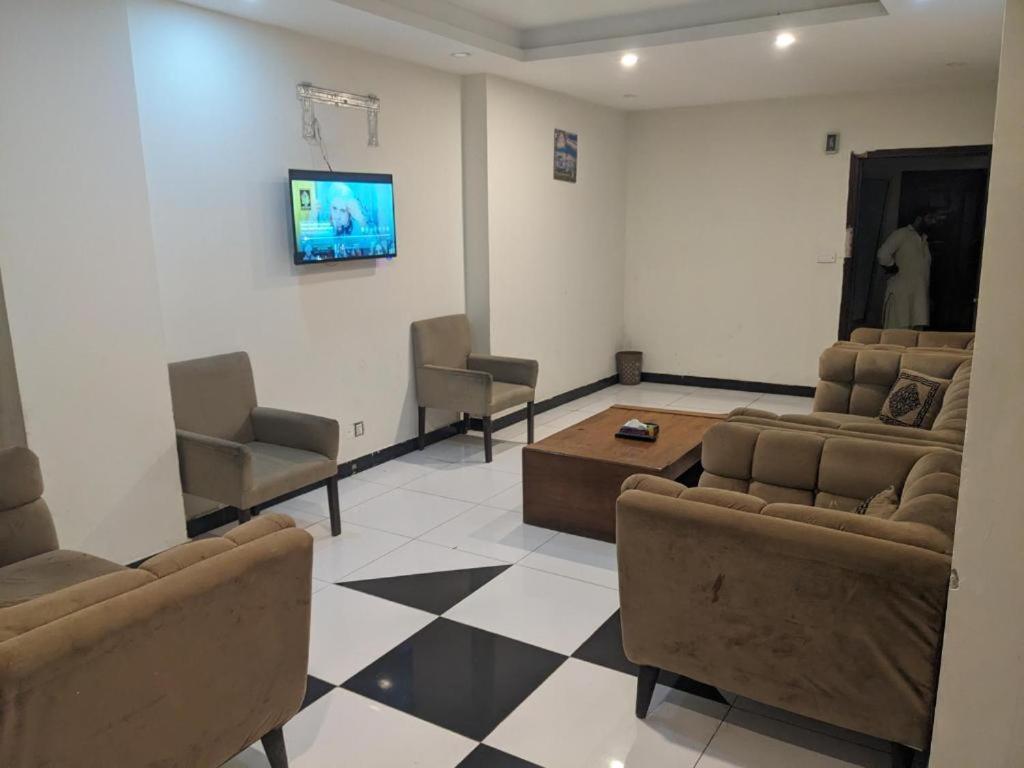 Lavish Hotel Rawalpindi Ngoại thất bức ảnh