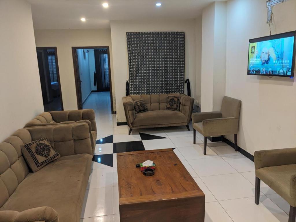 Lavish Hotel Rawalpindi Ngoại thất bức ảnh